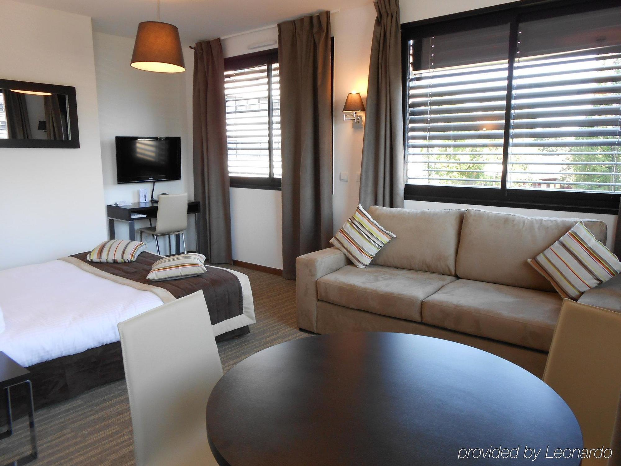 Zenitude Swiss Apparthotels Ferney-Voltaire Bilik gambar